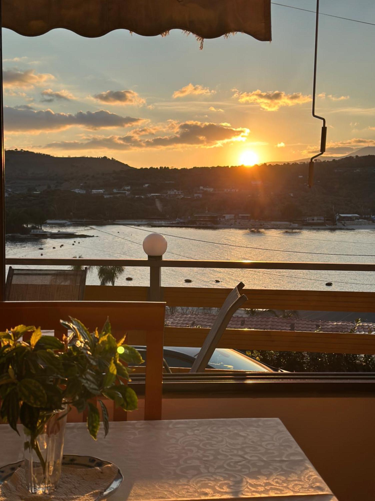 Apartamento Ion Sea View Ksamil Exterior foto